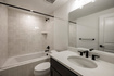 Photo 4 for 6002 N Fairview Dr #226