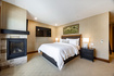 Photo 3 for 2290  Deer Valley Dr #201