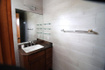 Photo 4 for 985 N Russell Rd