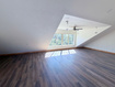 Photo 4 for 985 N Russell Rd