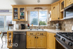 Photo 3 for 2089 W Craig Ln