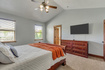 Photo 3 for 508 E Ridge Dr