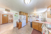 Photo 3 for 909  Fairview Dr