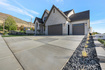 Photo 3 for 5 W Summerhill Ln