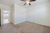 Photo 3 for 258 N Windsor Dr