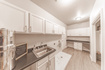 Photo 3 for 1320 E Canberra Dr