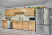 Photo 3 for 631 N Gramercy Ave