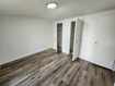 Photo 3 for 208 E Crescentwood Dr