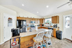 Photo 3 for 1047 W Ascot Dr