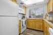 Photo 2 for 5704 S Waterbury Way #h