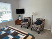 Photo 3 for 1042 W Hillview Dr