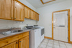 Photo 4 for 265 N Alpenhof Ct