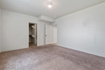 Photo 4 for 301 E Salem Cir