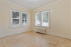 Photo 3 for 152 E 3rd Ave