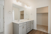Photo 5 for 3611 N Oak Blvd #333