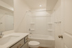 Photo 6 for 3611 N Oak Blvd #333