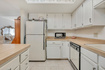 Photo 3 for 1697 E Woodbridge Dr #4