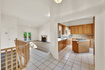 Photo 3 for 524 S Oak Ln #3