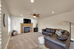 Photo 4 for 686  Wellington Dr