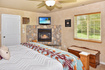 Photo 3 for 2625 E Price Ext