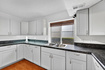 Photo 3 for 208 N Lakeview