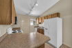 Photo 3 for 700 N Main St #e6