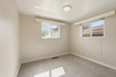 Photo 4 for 853 N 1400 E