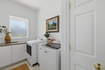 Photo 5 for 3066 S Kings Court Ln