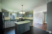 Photo 3 for 3303 S Hanover Park Dr