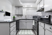 Photo 4 for 265 E Hill Ave #2