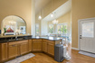 Photo 4 for 4916 N Shady View Ln