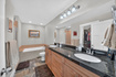 Photo 4 for 7872 S Farm House Ln