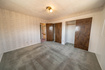 Photo 3 for 445 E Riverside Dr