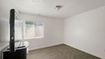Photo 4 for 6062 N Spring St