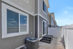 Photo 5 for 992 W Broadleaf Dr