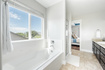 Photo 4 for 131 N Revere Ln