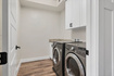 Photo 4 for 3228 S Bloomfield Dr