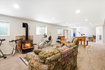 Photo 4 for 1561 E Lakeview Way