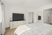 Photo 4 for 1028 N Freeman Dr