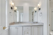 Photo 4 for 5642 W Hawthorn Ln #11