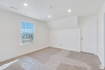Photo 4 for 5638 W Hawthorn Ln #10