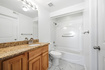 Photo 4 for 11776 S Grandville Ave #101