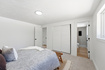 Photo 3 for 5532 S Easton St