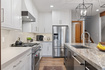 Photo 3 for 1075 N Turnberry Ct