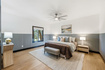Photo 4 for 1017 N Oakridge Dr