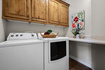 Photo 4 for 927 S Iris Ln