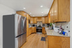 Photo 3 for 1029 N Walburk Ave