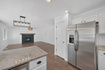 Photo 3 for 921 S Chestnut Dr