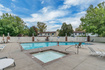 Photo 6 for 1238 W Southhampton  #230