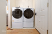 Photo 6 for 1303 N Lakeview Dr